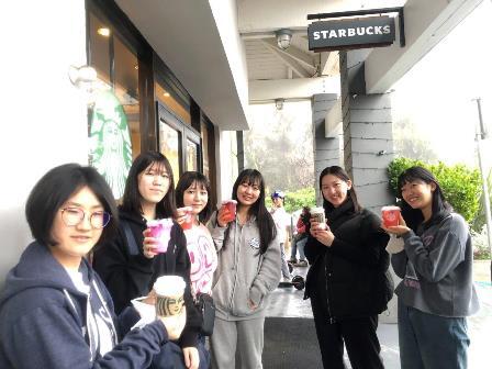 2022.12.30 (2) 休日初日はStarbucksへ行きました.jpg