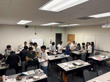 2026.07.0901 (8) Grammar 質問し合って学んでいます.jpg
