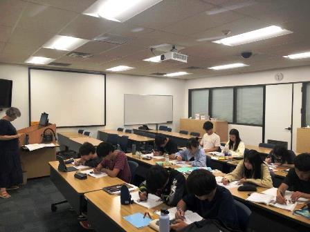 2023.08.30 (1) Class 2 Grammar 今日は不規則動詞を重点に学習.jpg