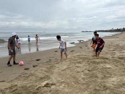 2026.07.03-0403 (7) Jonathanさんとビーチサッカー.jpg