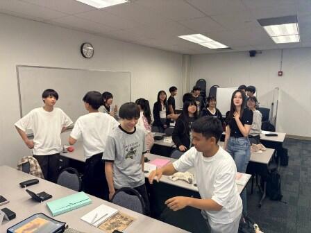 2025.07.01 (2) Oral Presentation 動作動詞をジェスチャーで.jpg