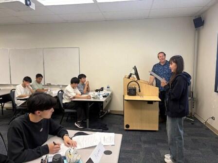 0325.07.03 (1) Oral Presentation 自分について発表.jpg