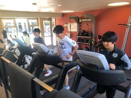 2024.06.27 (12) 早速フィットネスで運動.jpg