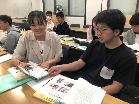 2023.07.13 (18) Class 2 Grammar Fluency 英語だと今まで知らなかった相手のことも知るきっかけに.jpg