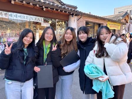 6. お土産屋さんがたくさん！（中）.jpeg