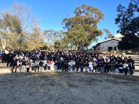 01260221 7. 八雲生と日本語クラスのケイト生全員で.jpg