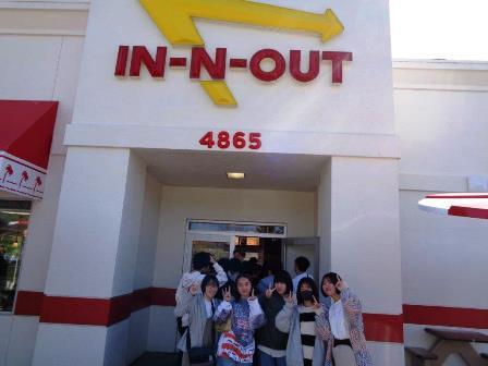 2024.02.24 (5) IN-N-OUTで昼食.jpg