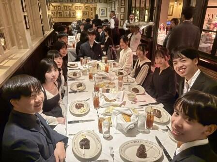 10260221 10. フォーマルに着替えて優雅に.jpg