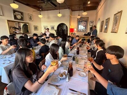2026.0717 (3) 三週間の成功を祈って乾杯！.jpg