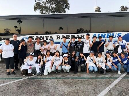 5. Dodgerを皆で応援しました！.jpg