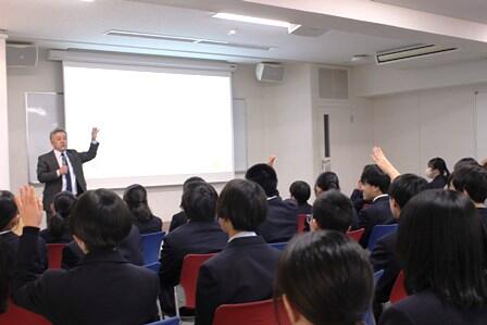 中1進路講演会04.JPG
