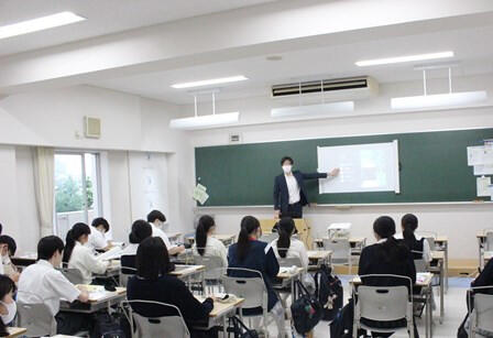 進学ガイダンス04.JPG